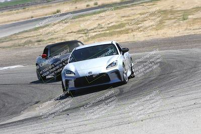 media/Sep-14-2024-Speed Ventures (Sat) [[a2bf28f496]]/Yellow Group/Session 3 (Offramp)/
